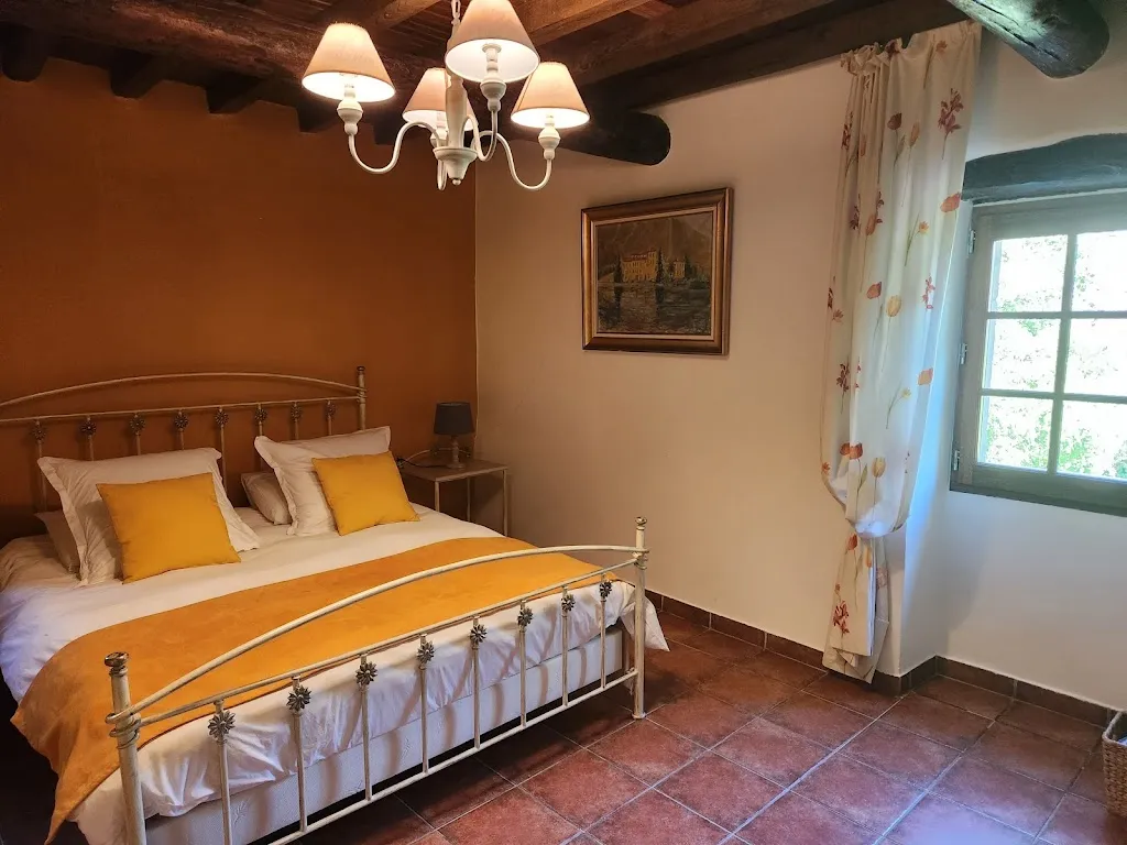 Noy Benjamin_OLD MILL Bed & Breakfast_Jouques_review