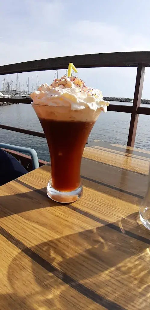 Menu_AU BORD DE L'EAU_Marseille_image_5