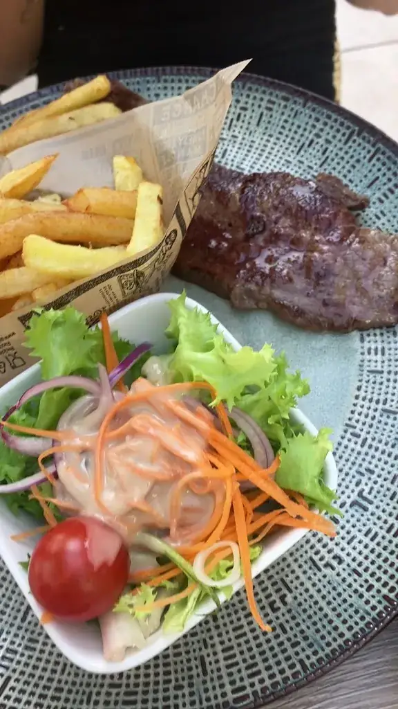 Alana_Restaurant La Rade_Marseille_review