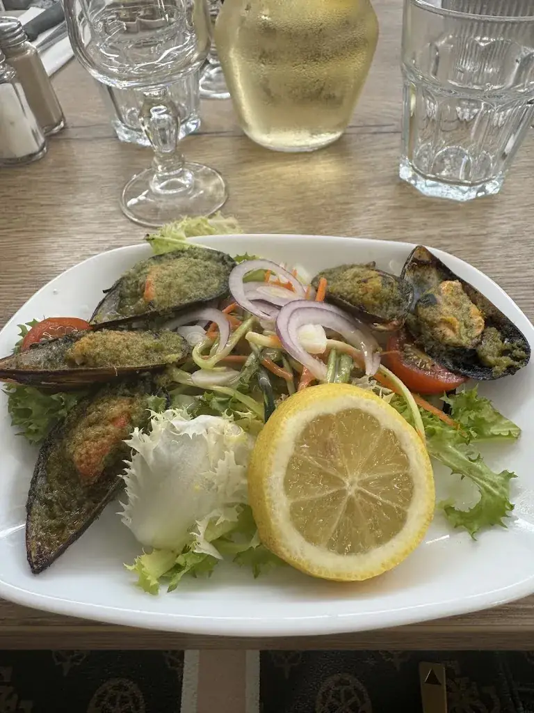 shemeya seraphae_Restaurant La Rade_Marseille_review