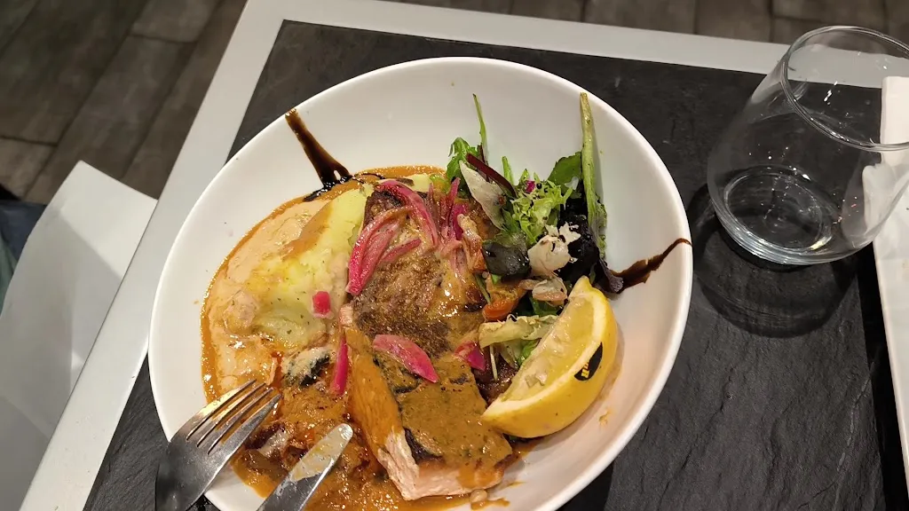 L'Etincelle_Marseille_slider_image_2