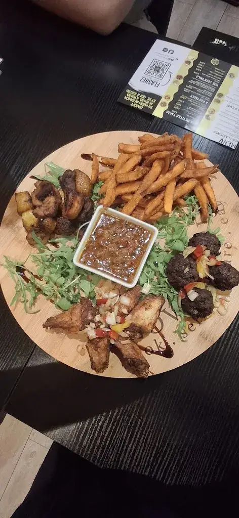 Jamie Leigh Thomas_O'kwat Food_Marseille_review