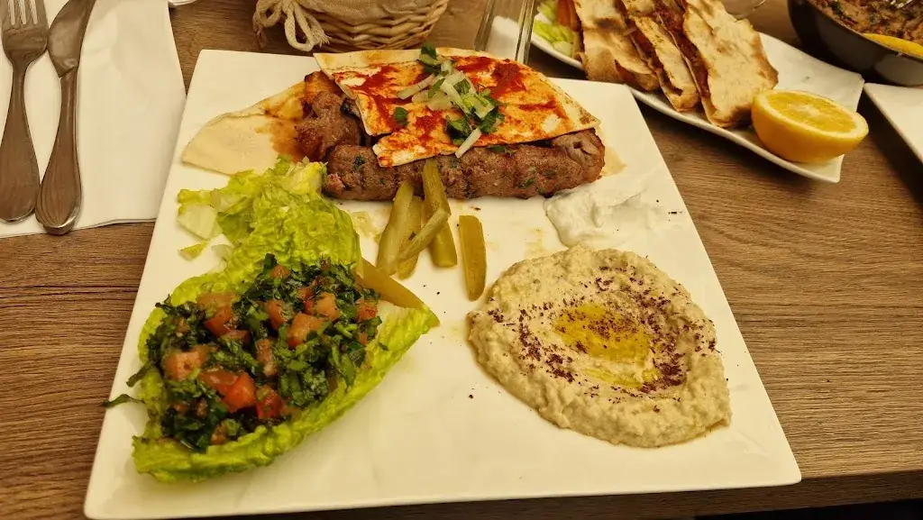 Rouba Bou Said_JAWNA Restaurant Libanais_Marseille_review