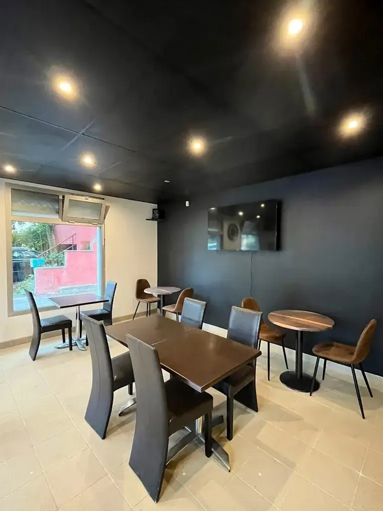 L’ACAMPA restaurant in Bâtie-Neuve