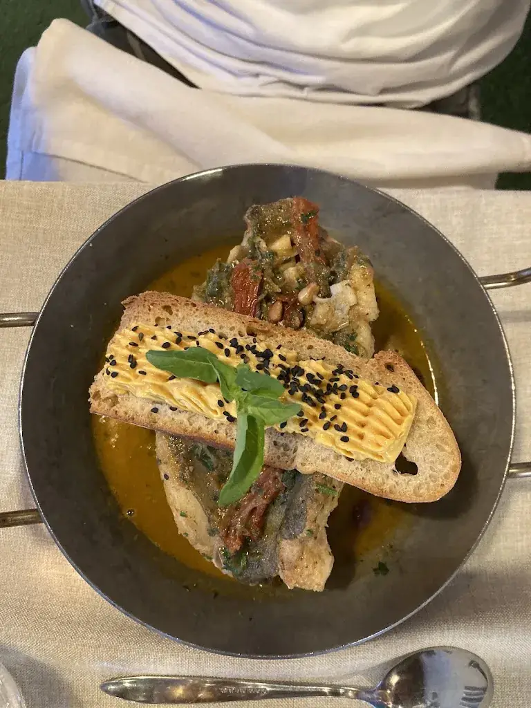 Marina Sylvin_Restaurant La Fenière_Bouilladisse_review