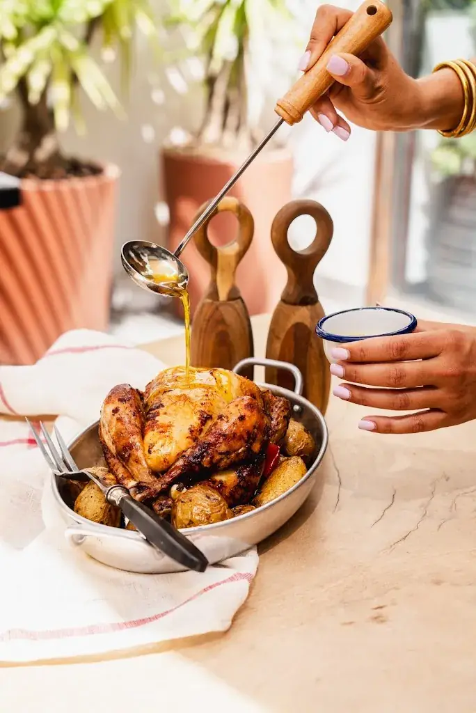 Rôtisserie Montaigne La Bouilladisse restaurant in Bouilladisse