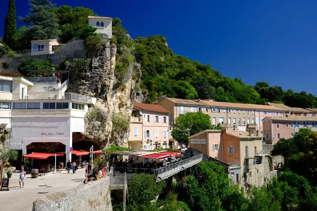 Gwen Gardner_Les Terrasses Du Pont_Nyons_review