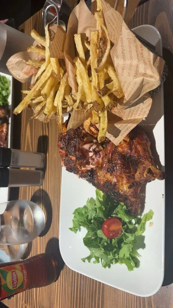 BOUNAYA Omari_Restaurant Le B_Istres_review