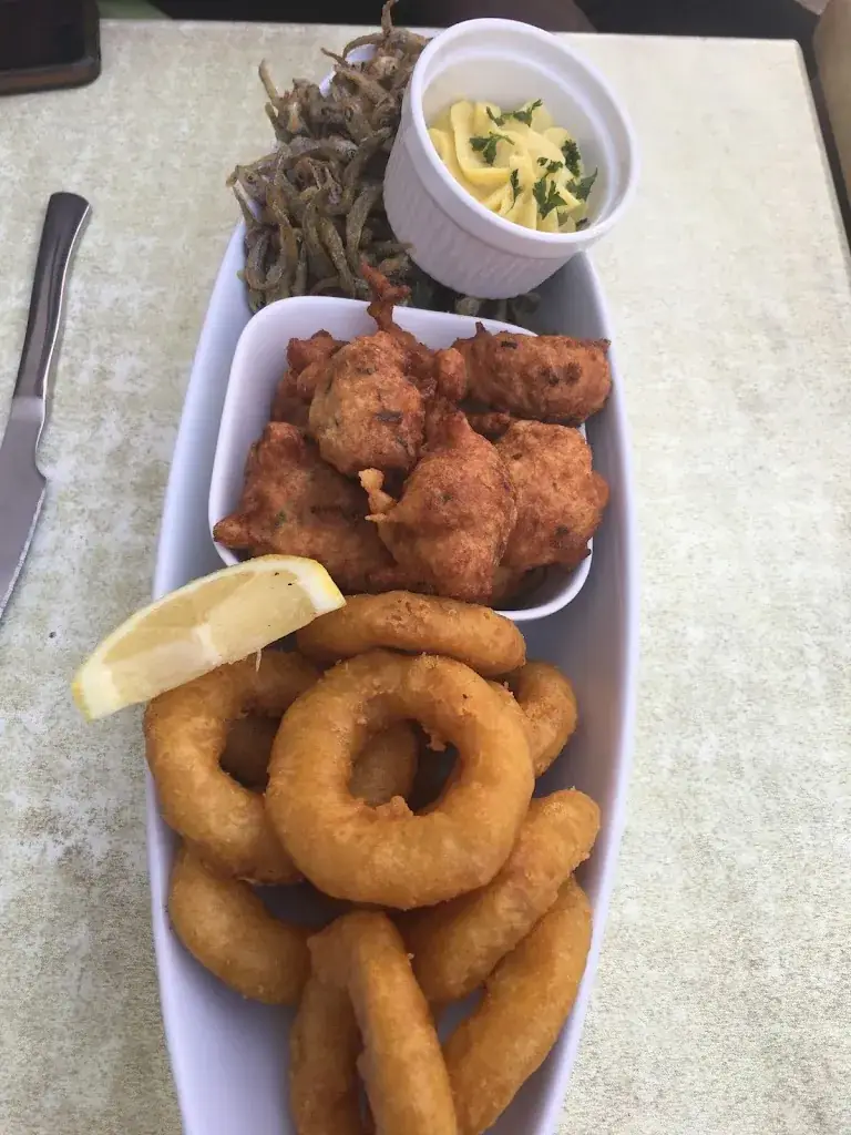 R F_Le Pilon_Istres_review