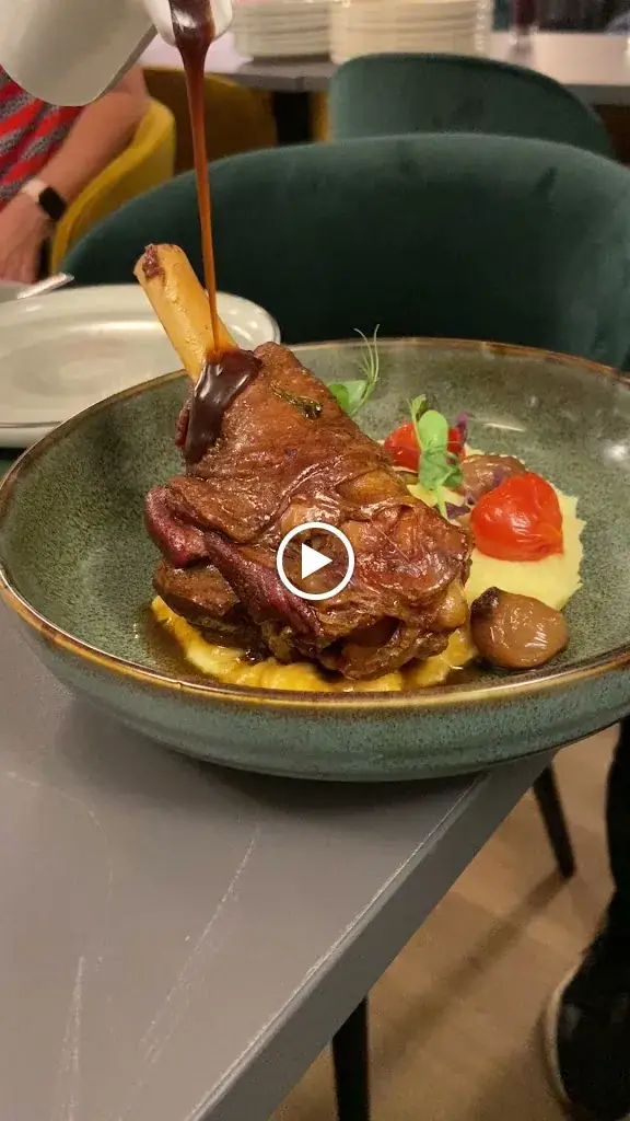 Le Pilon_Istres_slider_image_2