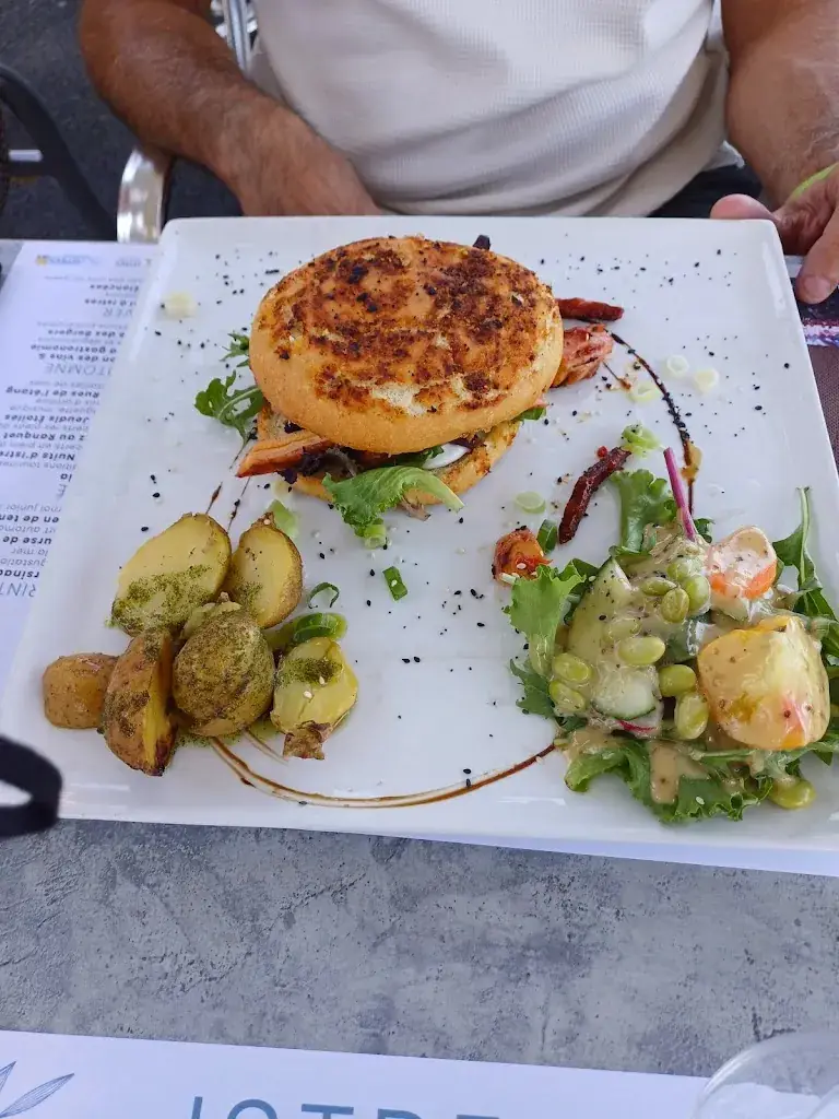 Menu_AU PETIT BOUCHON_Istres_image_8