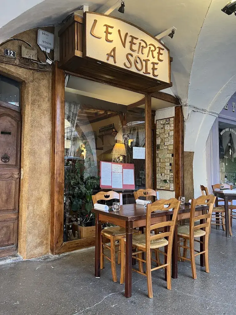 Olivier_Le Verre a Soie_Nyons_review