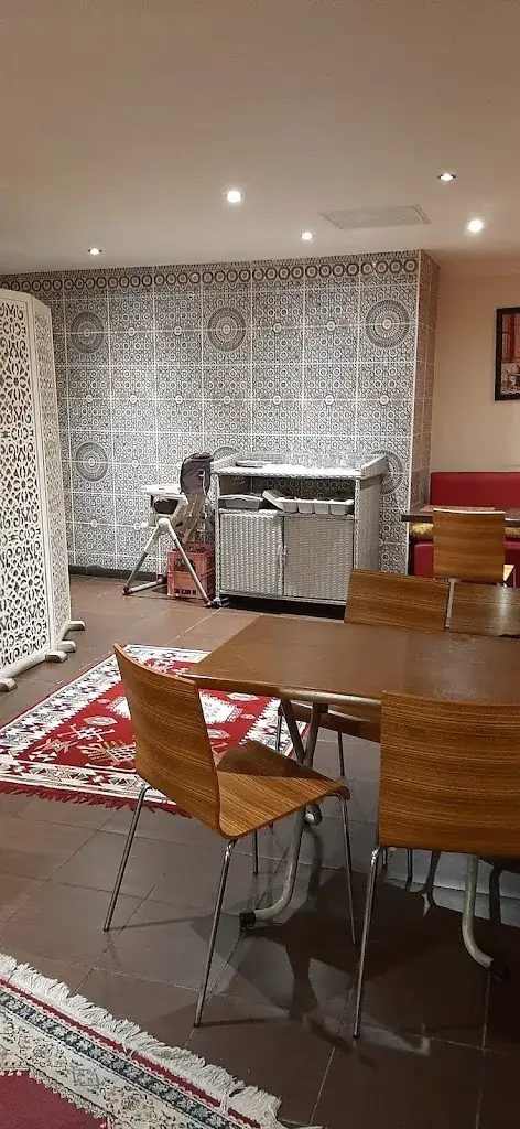 Paquita Sanjuan-Sales_Le Marrakech_Istres_review