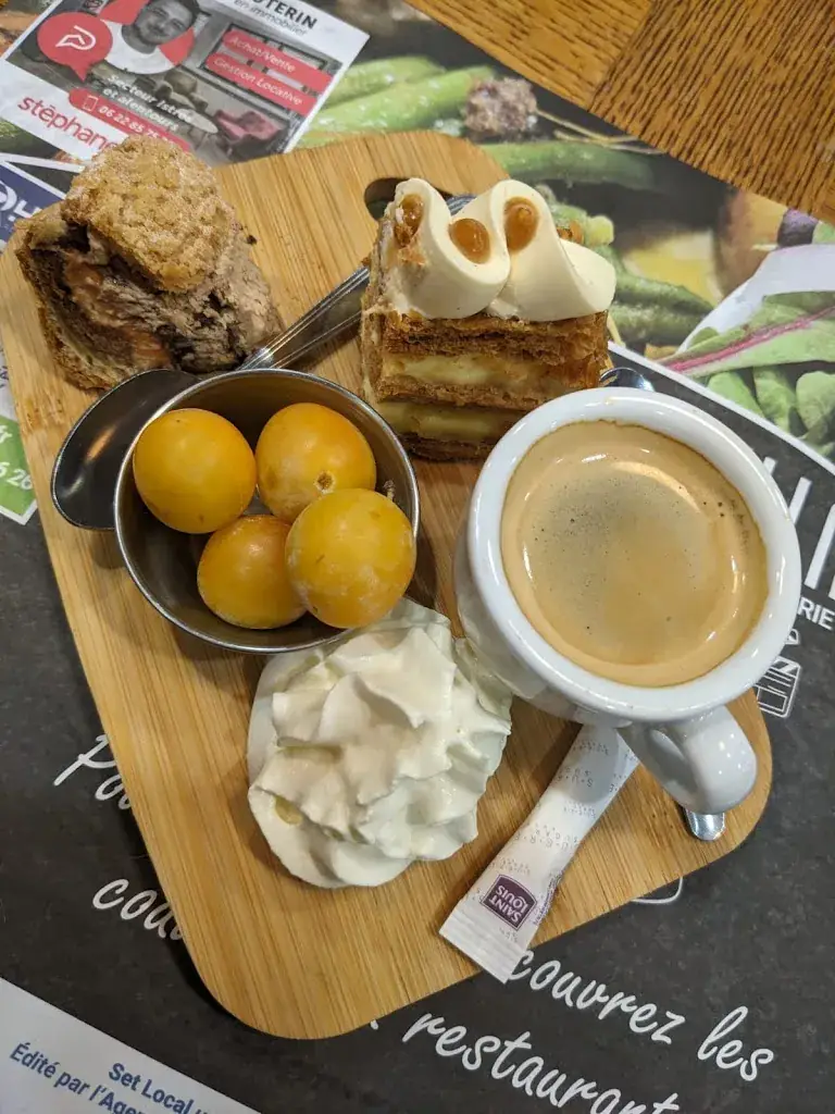 Thibaut Chevalier_O'Shahin & Table Berbère_Istres_review