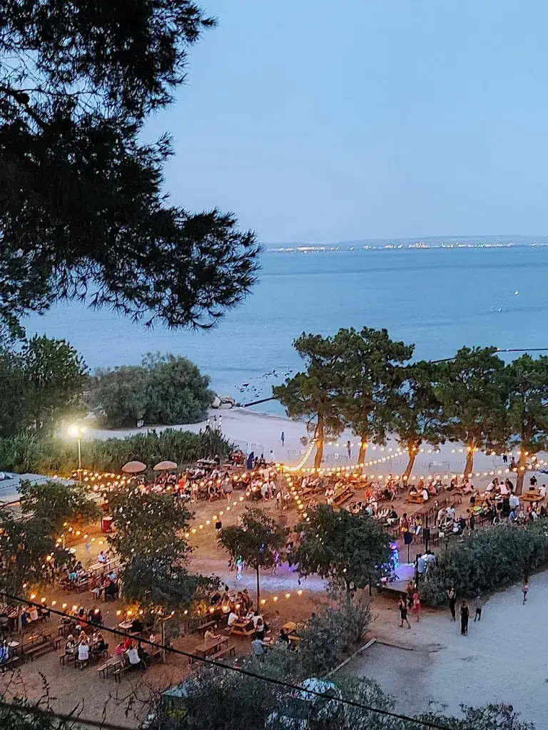 Le Pointu_Istres_slider_image_3