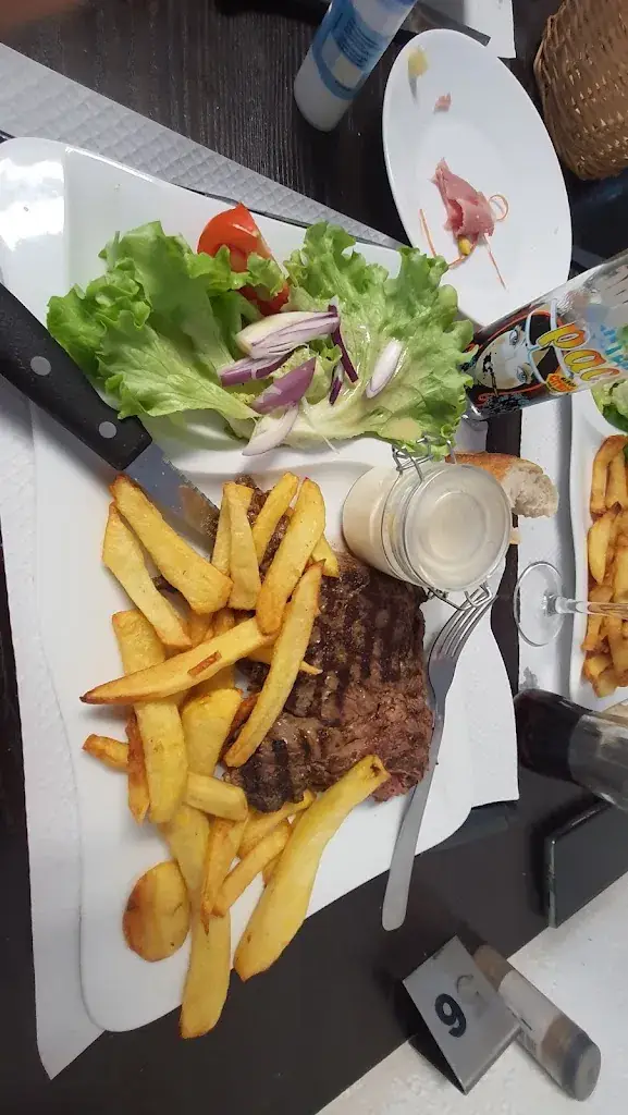 Menu_La Camargue_Istres_imagen_9