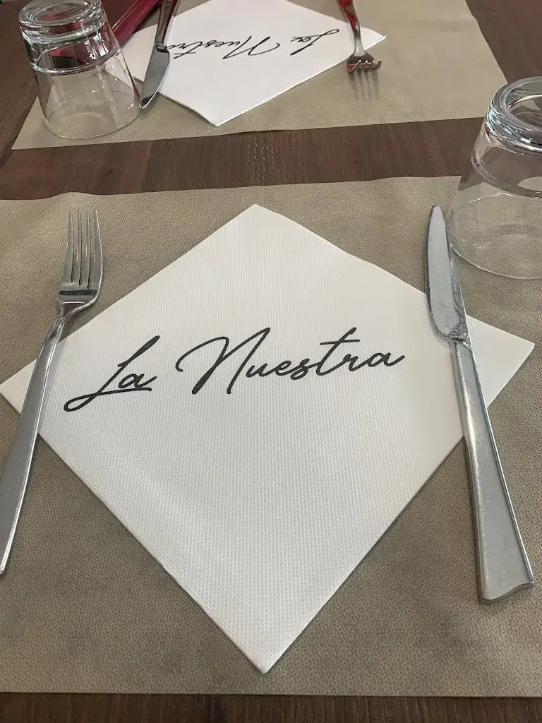 Josiane Buffart_La Nuestra - Tabac Brasserie - Café - Loto_Istres_review