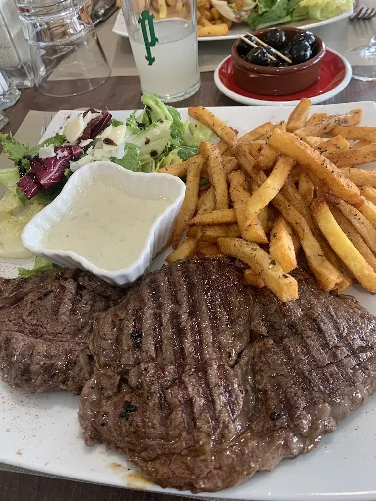 La Nuestra - Tabac Brasserie - Café - Loto_Istres_slider_image_3