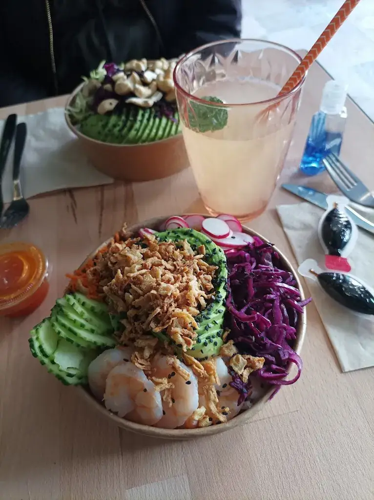 Sab13Travel-Food Lifestyle_Pokabowl Istres_Istres_review