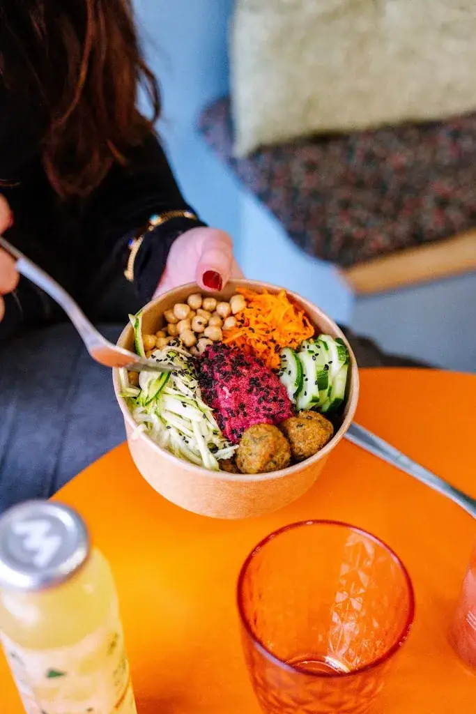 Pokabowl Istres_Istres_slider_image_3