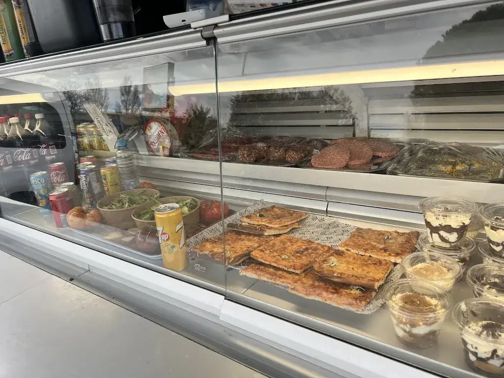 Elise C_Ò bon coin by collègues_Istres_review