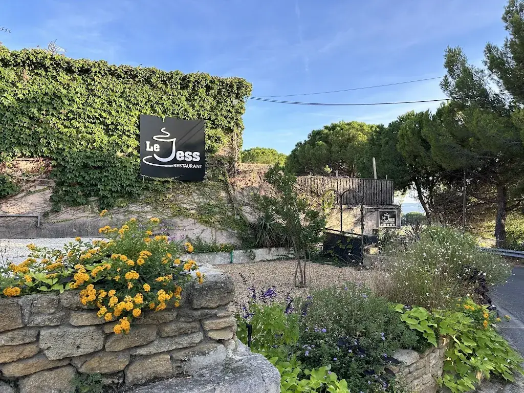 Lisa Wraight_Le Jess Restaurant_Miramas_recensione