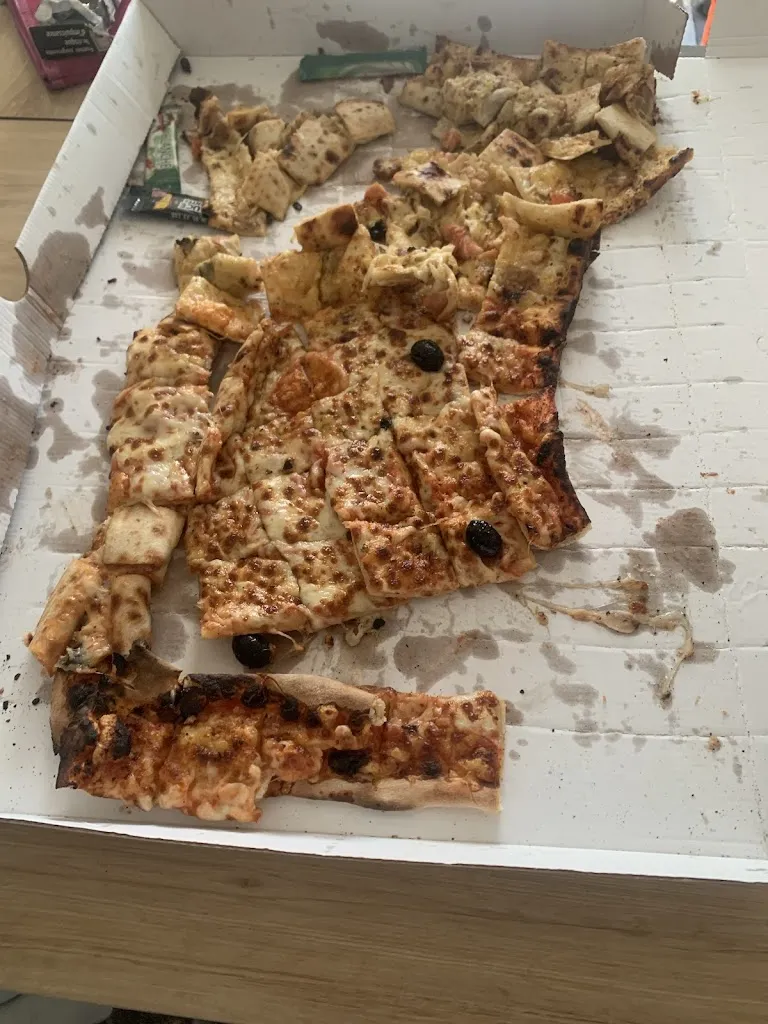 Pizza Bella_Istres_slider_image_2