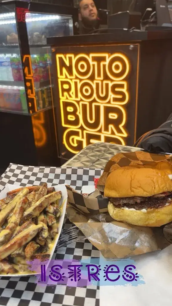Abu Abu (Abuuzaay)_Notorious Burger_Istres_review