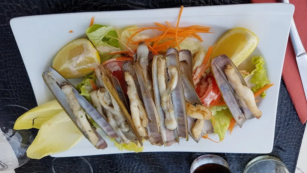 Laura Jubilin_L'Abri Côtier_Istres_review