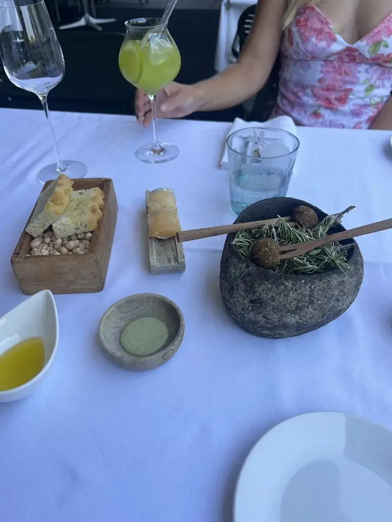 Landon Morris_Restaurant le Vivier_L'Isle-sur-la-Sorgue_avis