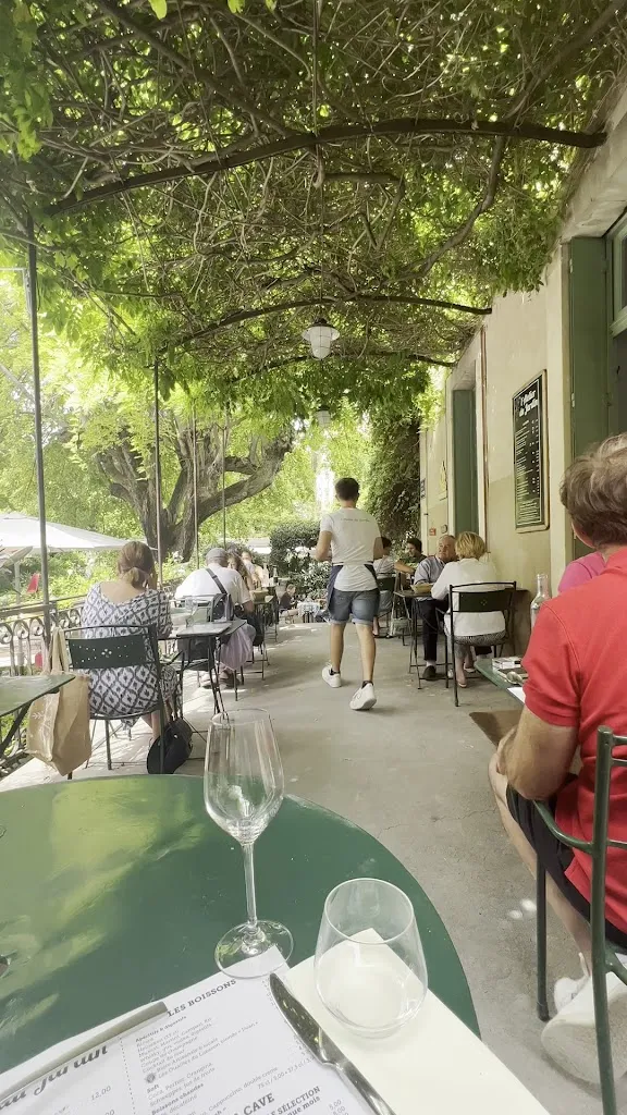 John Hamer_Le Jardin du Quai_L'Isle-sur-la-Sorgue_review