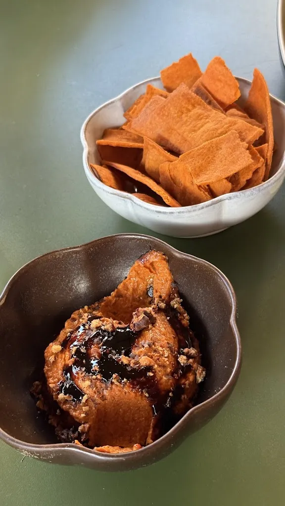 Sarah Chan_Solelh_L'Isle-sur-la-Sorgue_review