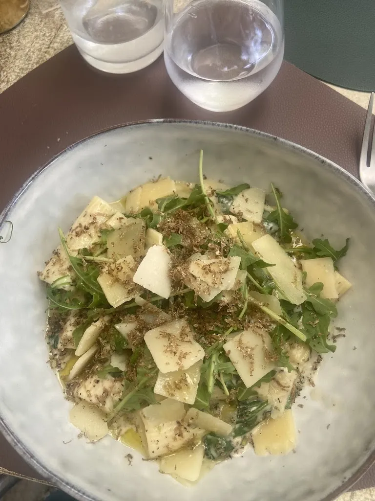 Béatrice de la Chapelle_Restaurant Au Bon Endroit L'isle sur la Sorgue_L'Isle-sur-la-Sorgue_review