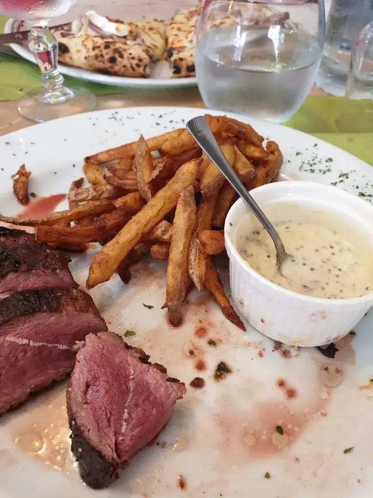 L'alicoque_Nyons_slider_image_3