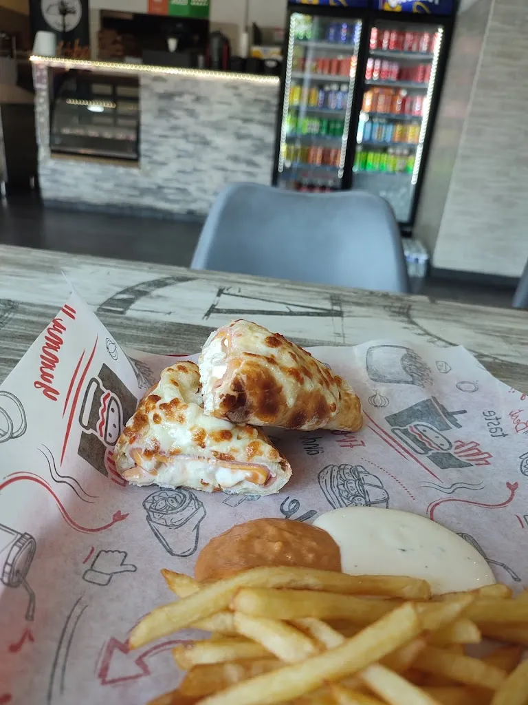 AZZAG Houssem Eddine_Tikka Food_Marseille_review