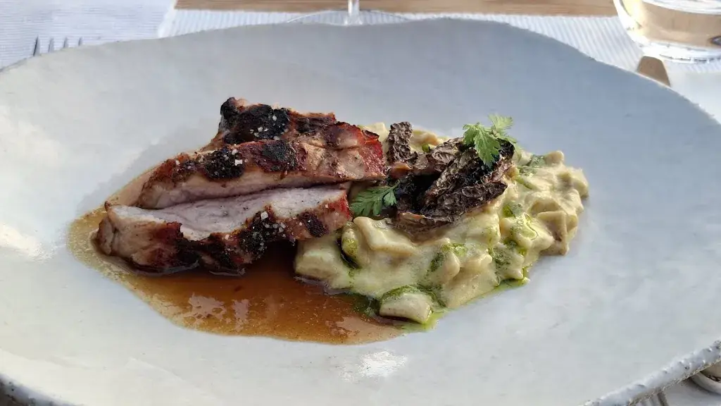 Restaurant Gastronomique La Croix de Savoie - La Table des Dames_Arâches-la-Frasse_slider_image_3