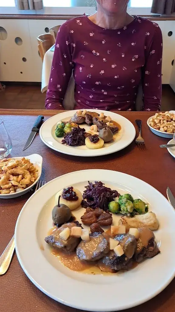 Marie-France Escoriza_Café de la Croix Fédérale_Le_review