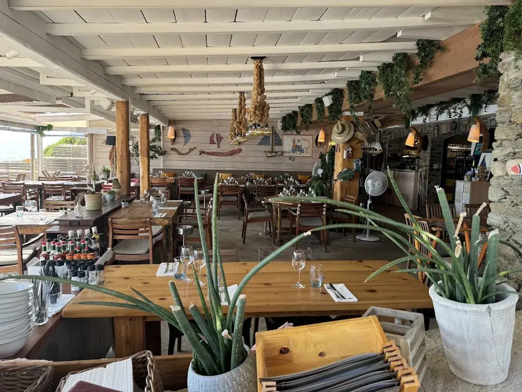 Marius à la Plage restaurant in Croix-Valmer