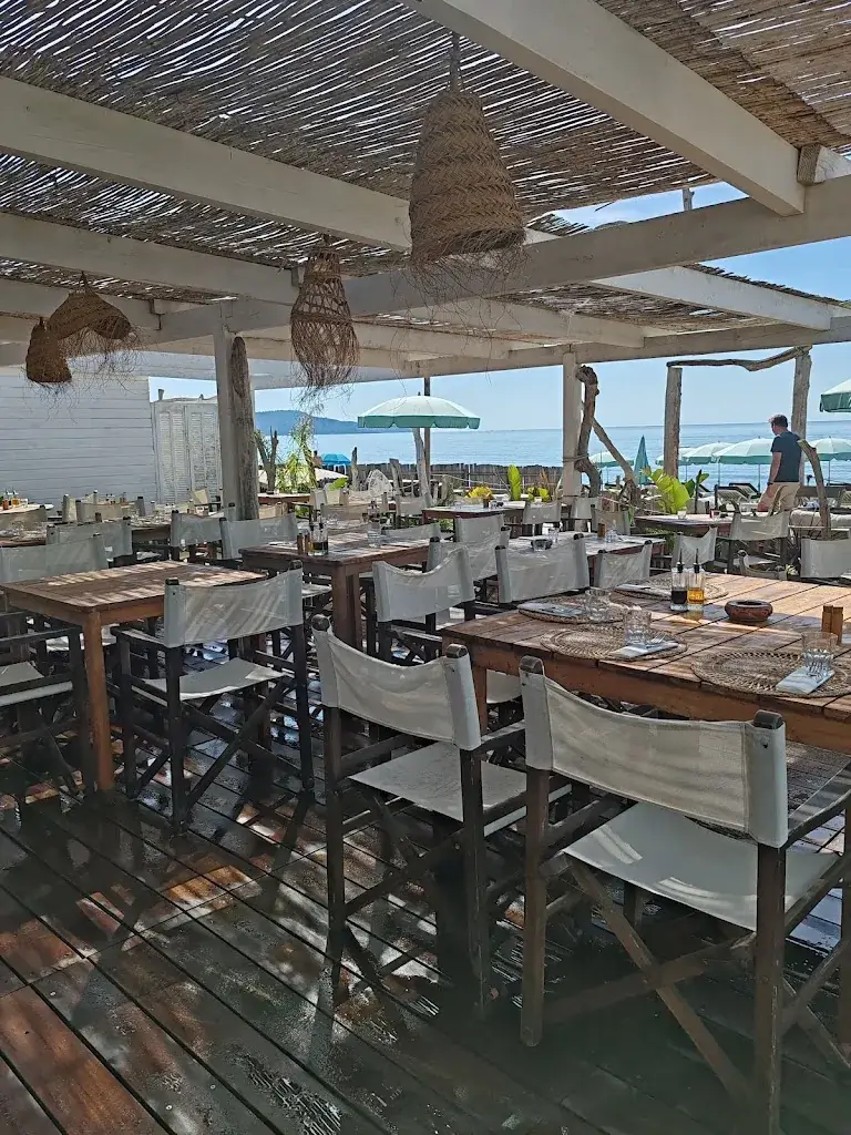 Le Filao Plage restaurant in Croix-Valmer