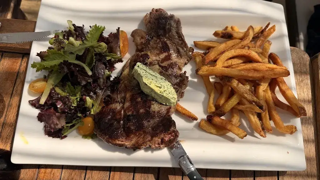 Le Filao Plage_Croix-Valmer_slider_image_3