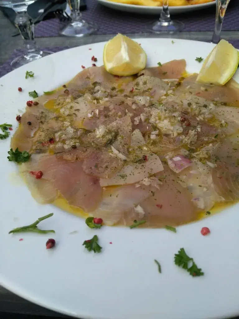 Dominique Metout_La Galinette_Croix-Valmer_review