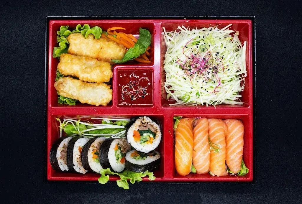 Akiko Capelette_Marseille_slider_image_3