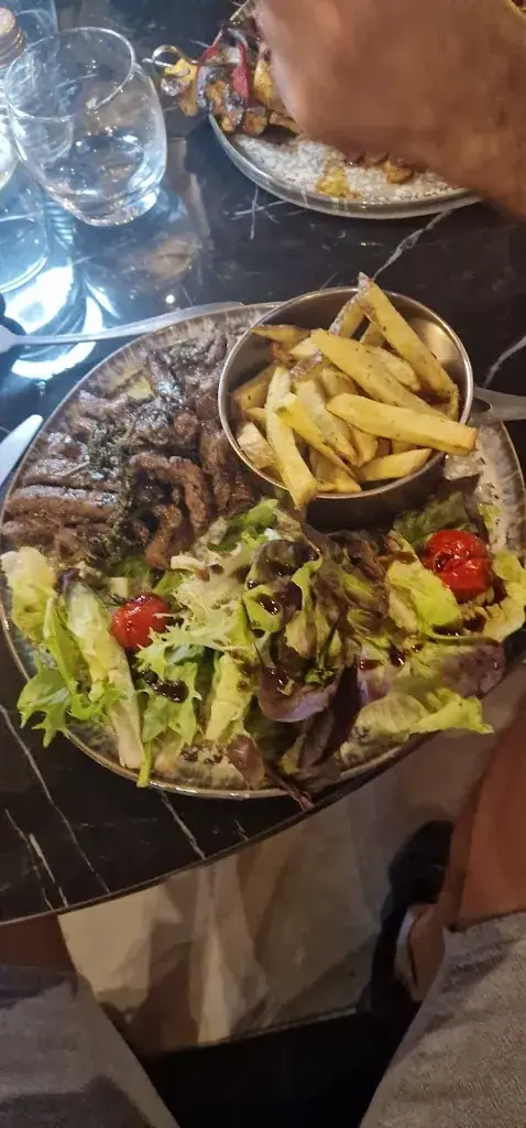 Youss Youssef_Casa Blanca_Marseille_review