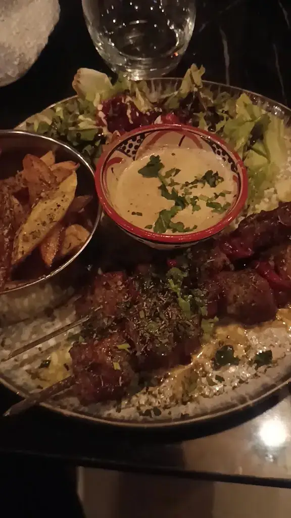 Casa Blanca_Marseille_slider_image_2