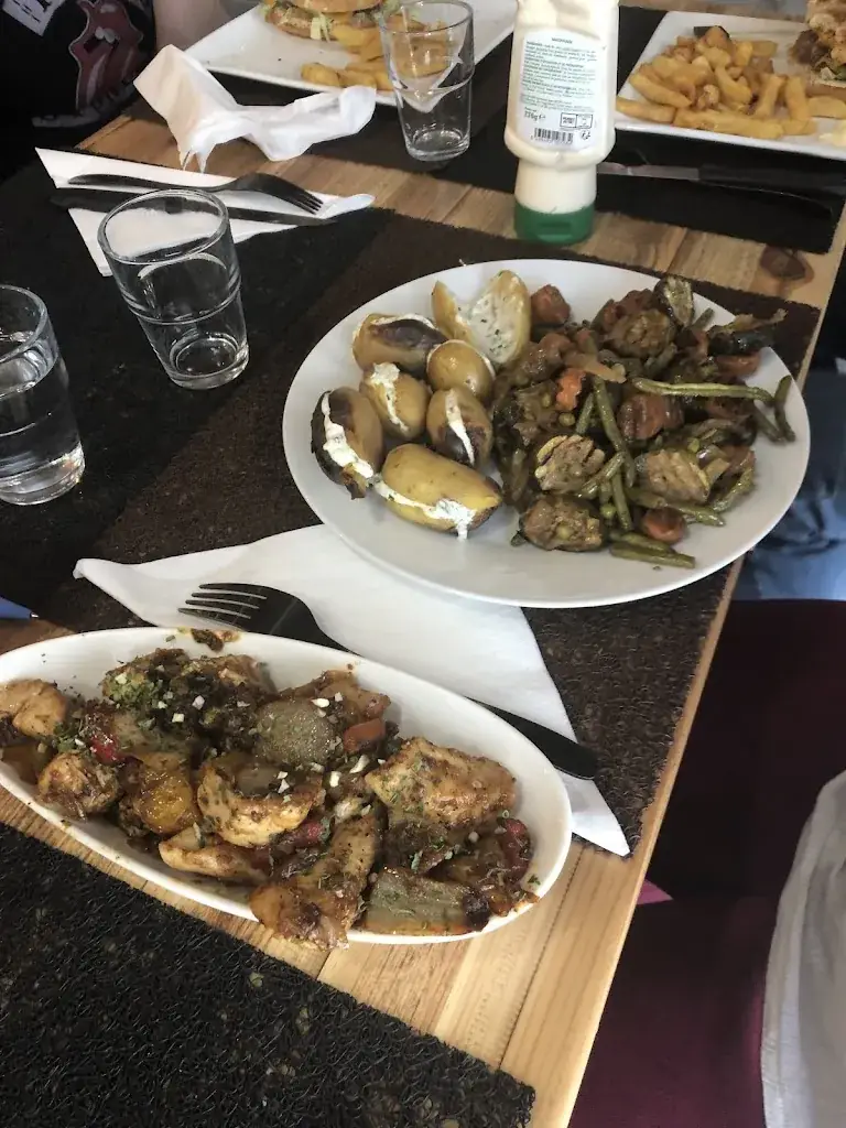 Alicia Bornand_BOSS BOSS 4.0_Marseille_review