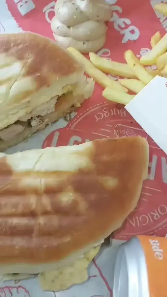 Carthaj'i - La Capelette restaurant in Marseille