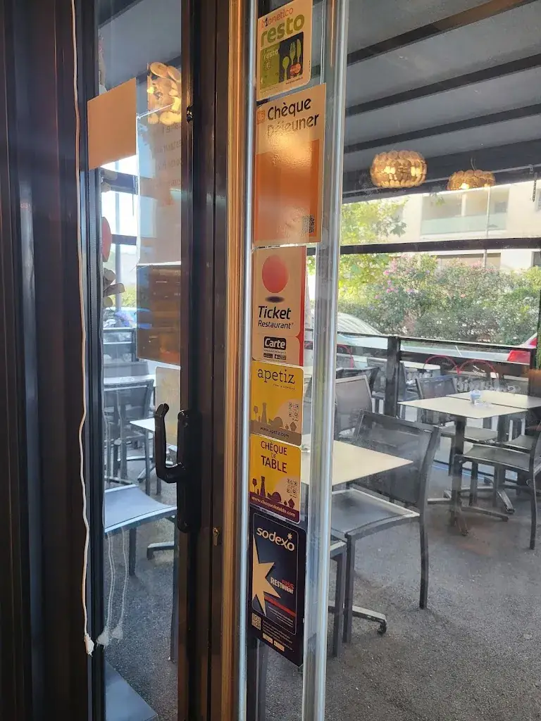 AU COEUR DU 17_Marseille_slider_image_1