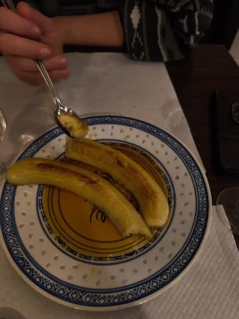 Flavia Onore_A Tay_Marseille_review