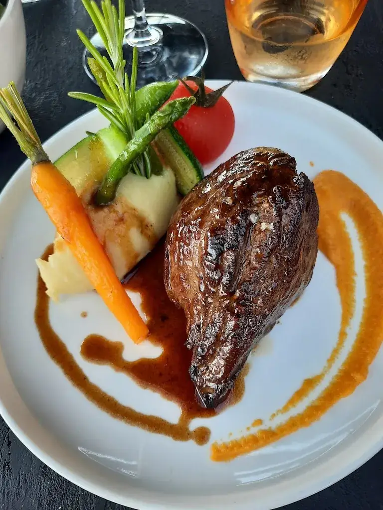 corinne bertrand_Les Terrasses de Pommiers_Pommiers_review