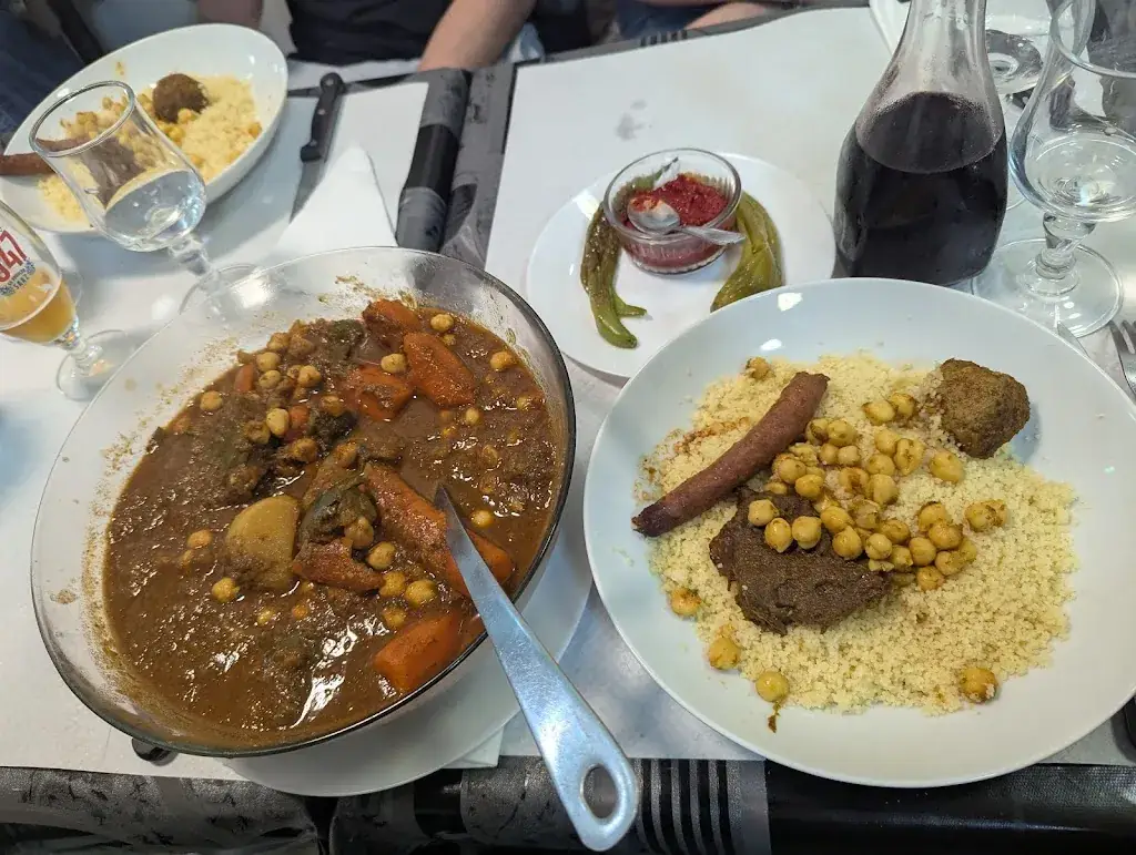 Bar Restaurant Le Crillon_Marseille_slider_image_2